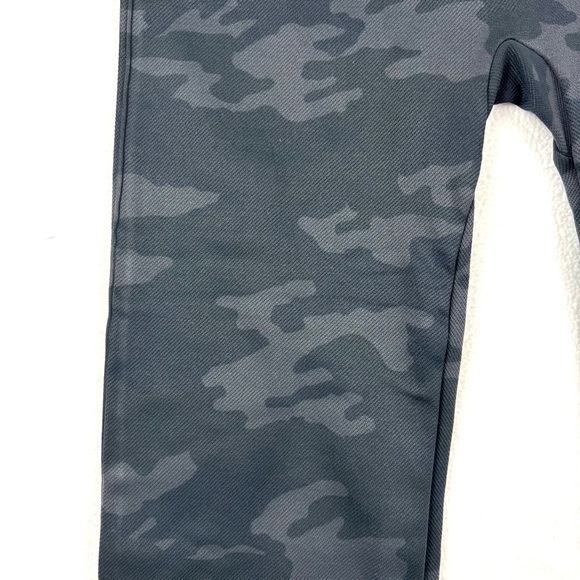 NWT Spanx Gray Ecocare Seamless Highrise Camouflage Full Length Leggings (M) - Picture 7 of 16